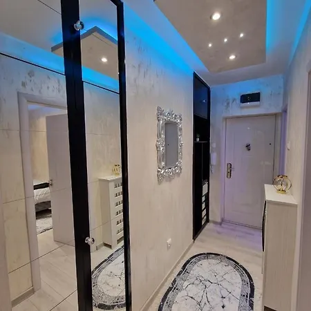 Apartment At Mirror