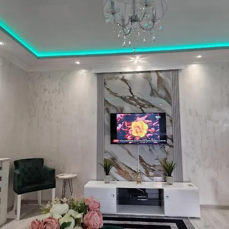 At Mirror Apartment Vozdivac