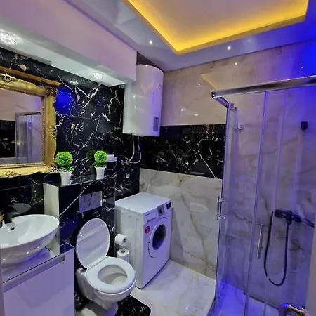 Apartment At Mirror Vozdivac